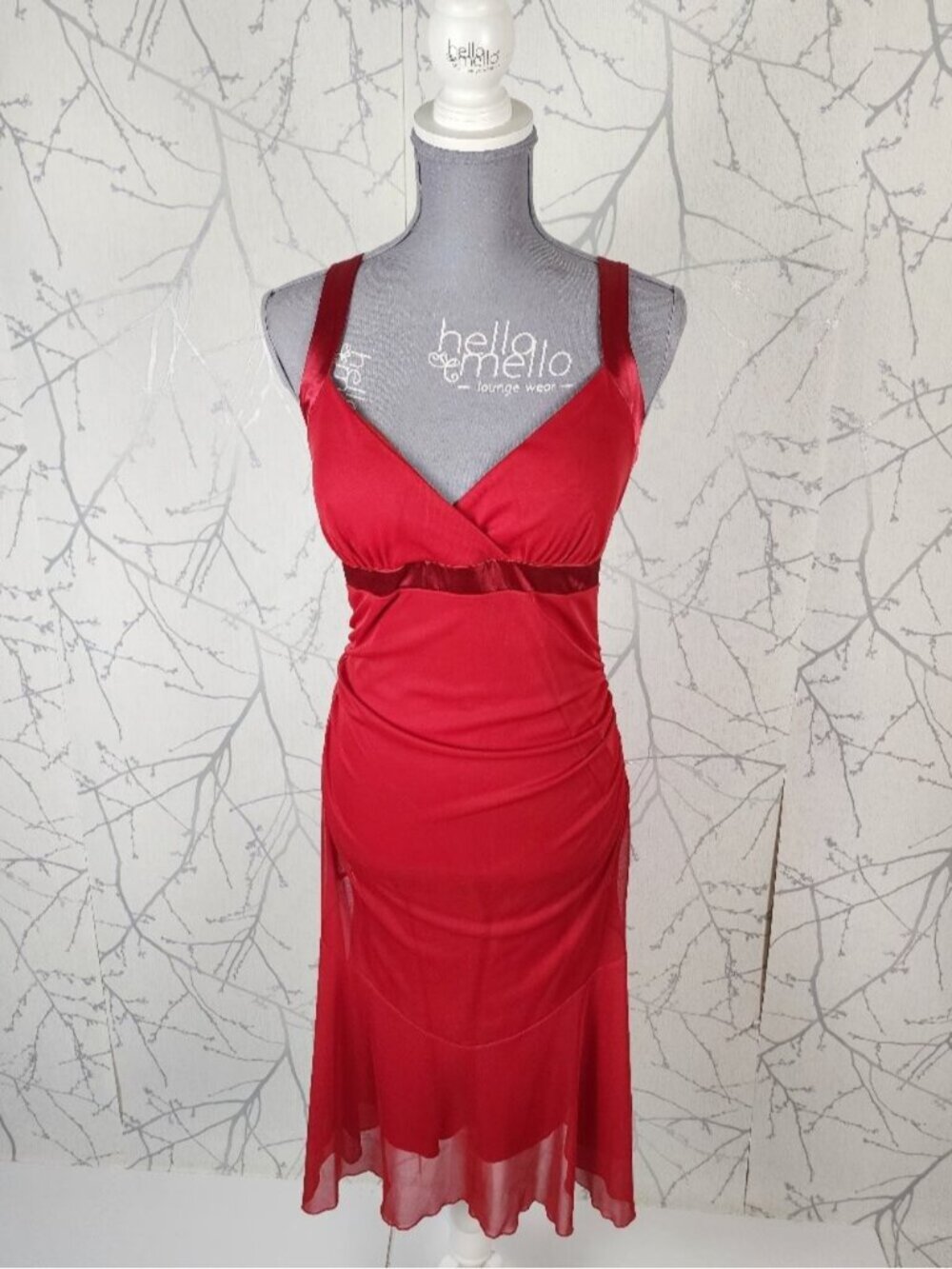 Le Chateau Red Stretch Babydoll Y2K Midi Flutter Dress
